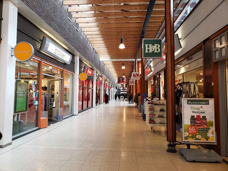 Plein ’40-’45 Shopping Center